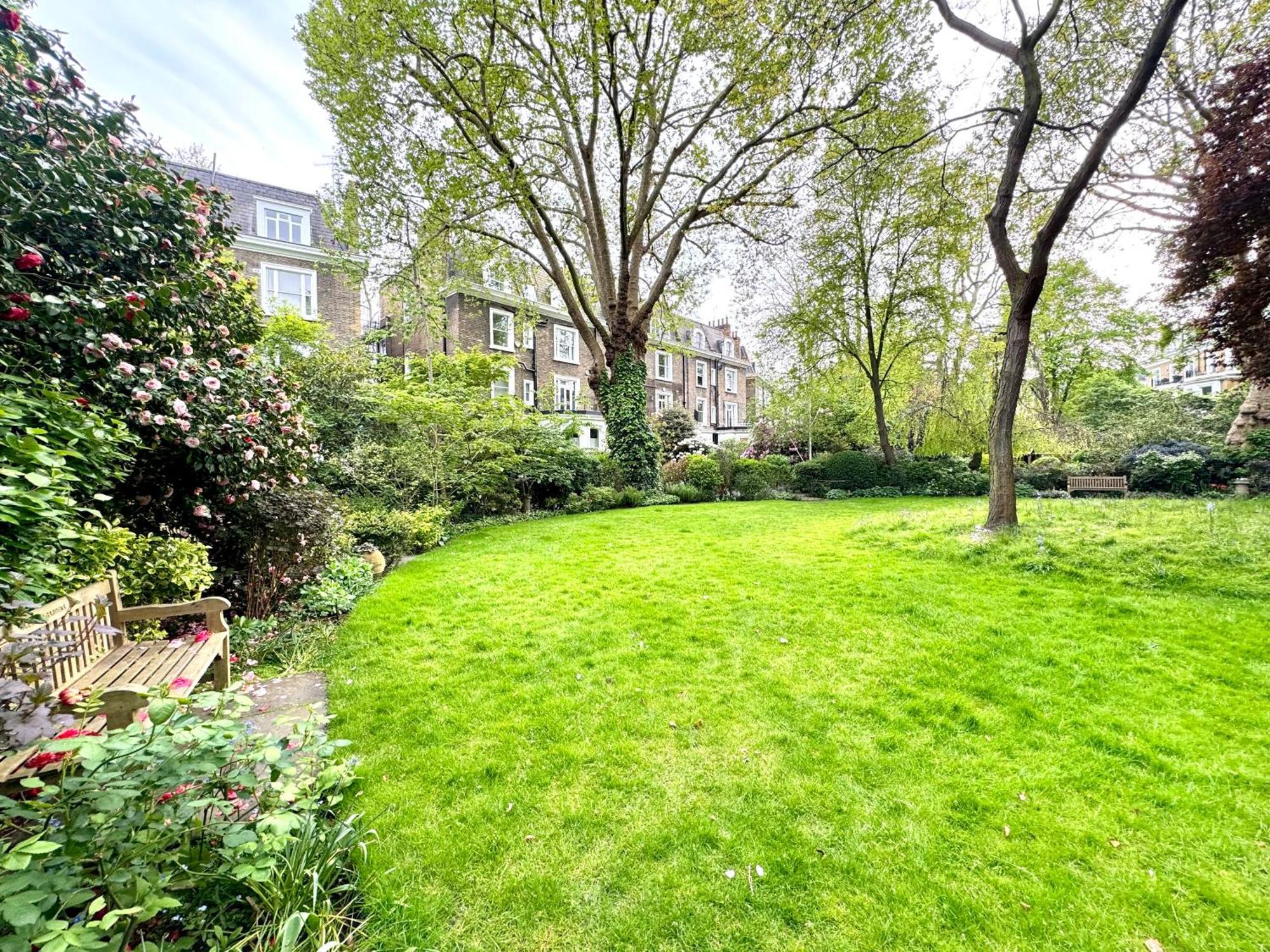 2 Bedroom Apartment In Central London South Kensington By Wild Лондон Екстериор снимка