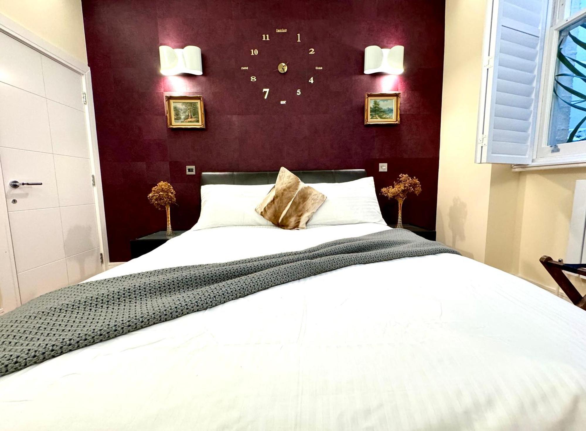 2 Bedroom Apartment In Central London South Kensington By Wild Лондон Екстериор снимка
