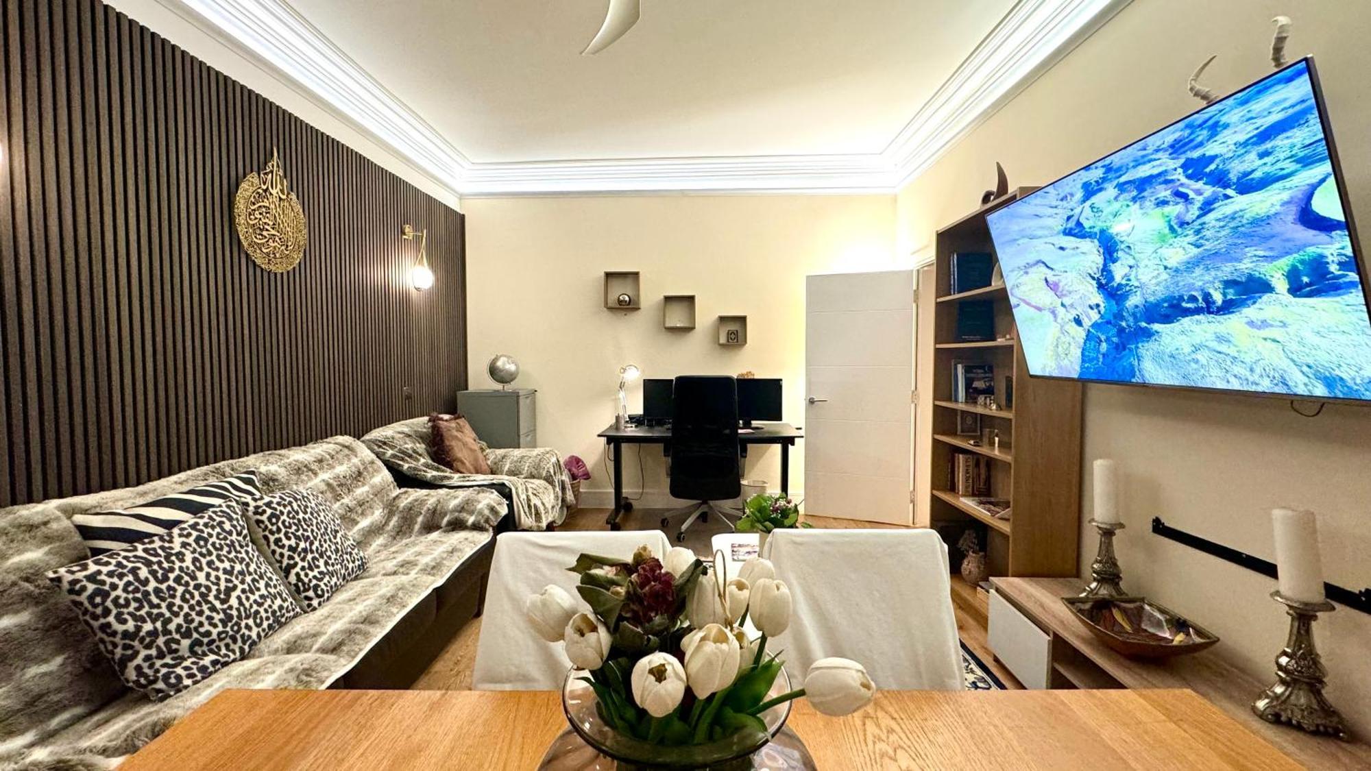 2 Bedroom Apartment In Central London South Kensington By Wild Лондон Екстериор снимка